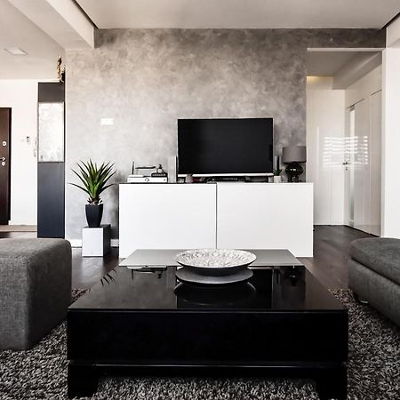 2 Bedroom Penthouse In City Center, Free Parking SJJ Exterior photo